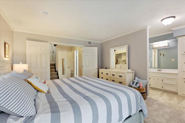 727 Davis Road, League City, TX 77573