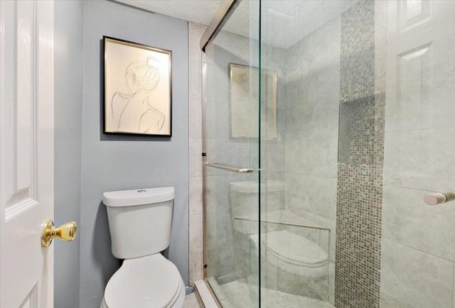 727 Davis Road, League City, TX 77573