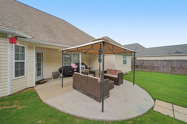 2 Sleepy Oaks Trail NE, Rome, GA 30165