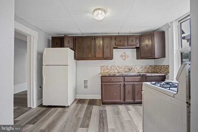 235 MONMOUTH ST, Gloucester City, NJ 08030