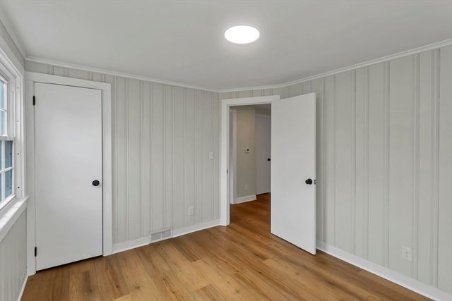 93 Cooper St, Springfield, MA 01108