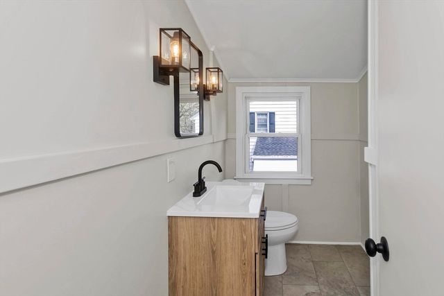 93 Cooper St, Springfield, MA 01108
