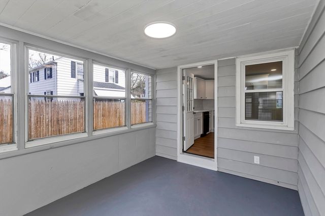 93 Cooper St, Springfield, MA 01108