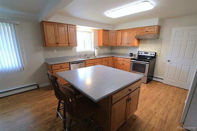 5404 Miller Road, Swartz Creek, MI 48473