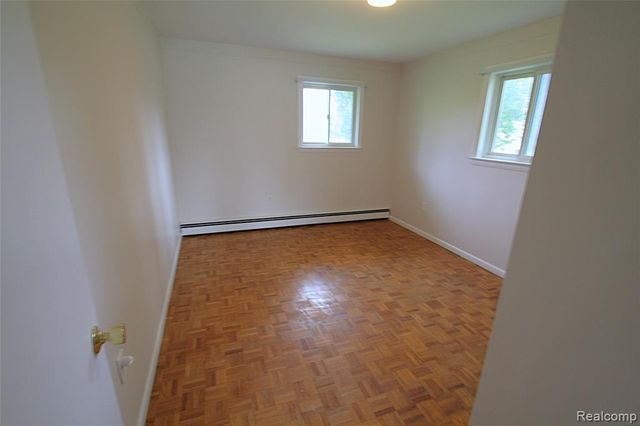 5404 Miller Road, Swartz Creek, MI 48473