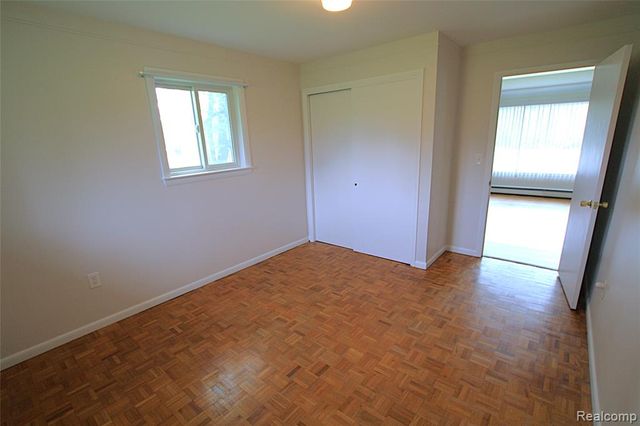5404 Miller Road, Swartz Creek, MI 48473