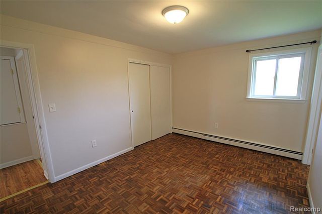 5404 Miller Road, Swartz Creek, MI 48473