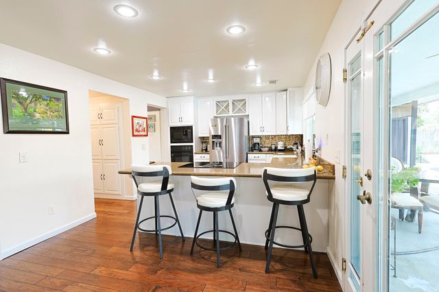 3727 W Mill Creek Drive, Visalia, CA 93291