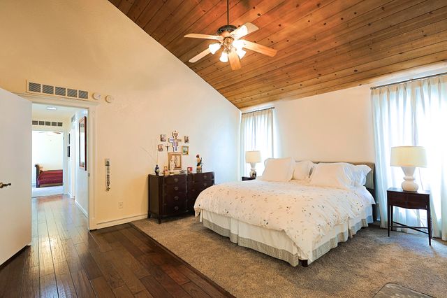 3727 W Mill Creek Drive, Visalia, CA 93291