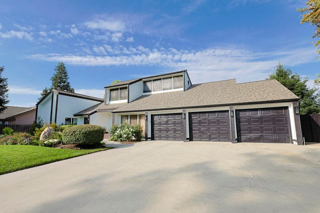 3727 W Mill Creek Drive, Visalia, CA 93291