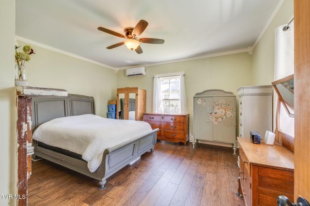195 Opie Arnold Road, Limestone, TN 37681