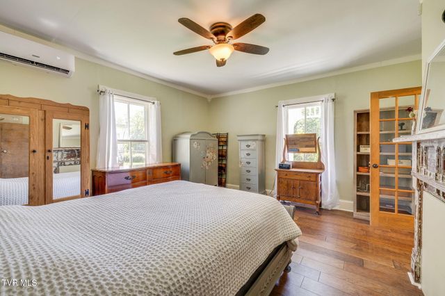 195 Opie Arnold Road, Limestone, TN 37681