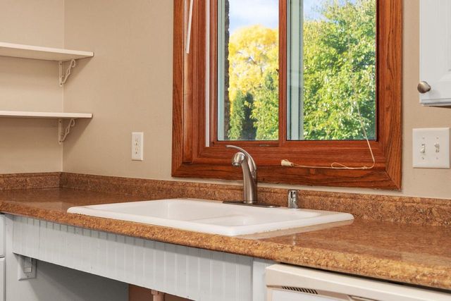 1722 S Thompson Drive, Madison, WI 53716