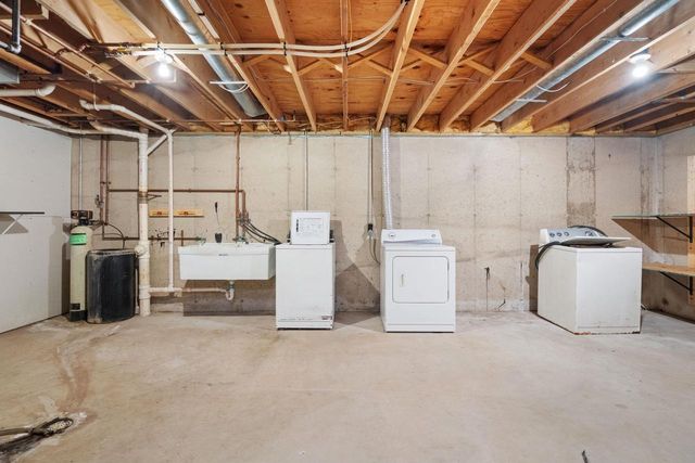 1722 S Thompson Drive, Madison, WI 53716