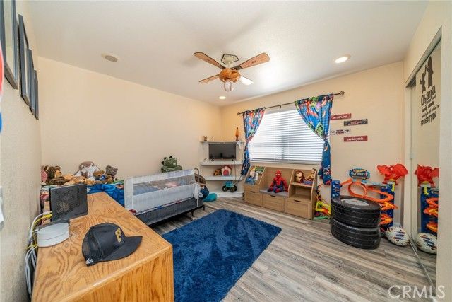 9980 Johnson, Phelan, CA 92371