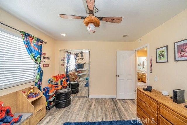 9980 Johnson, Phelan, CA 92371