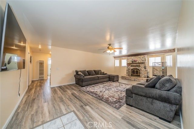 9980 Johnson, Phelan, CA 92371