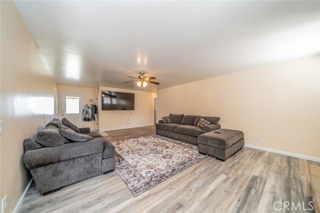 9980 Johnson, Phelan, CA 92371