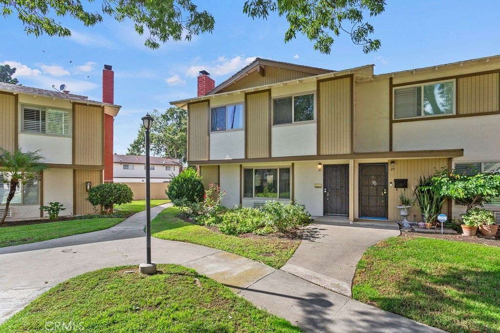1722 Mitchell Avenue 21, Tustin, CA 92780
