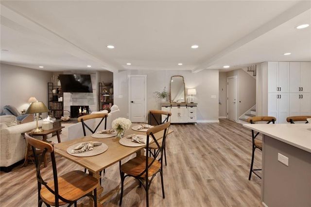 1722 Woodcliff Court NE, Atlanta, GA 30329