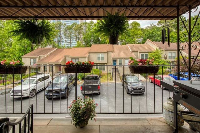 1722 Woodcliff Court NE, Atlanta, GA 30329