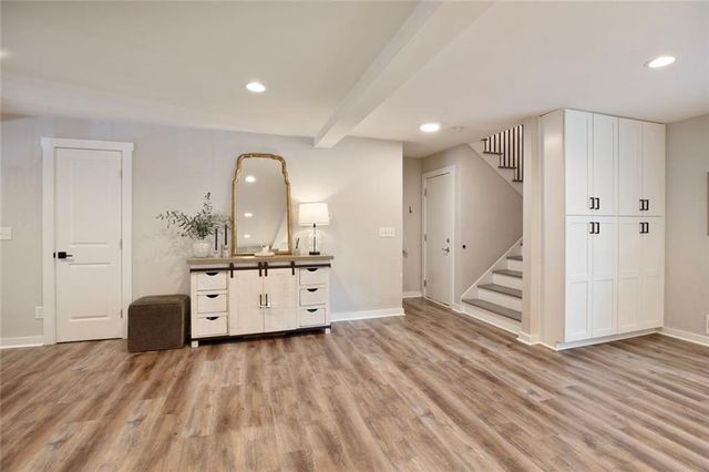 1722 Woodcliff Court NE, Atlanta, GA 30329