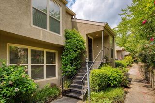 1722 Woodcliff Court NE, Atlanta, GA 30329