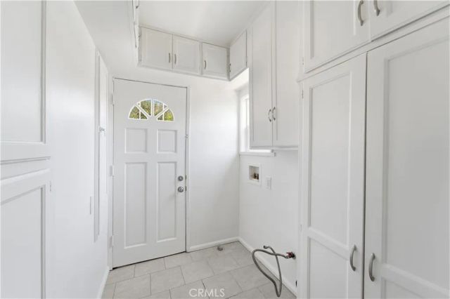 9056 Airdrome Street, Los Angeles, CA 90035