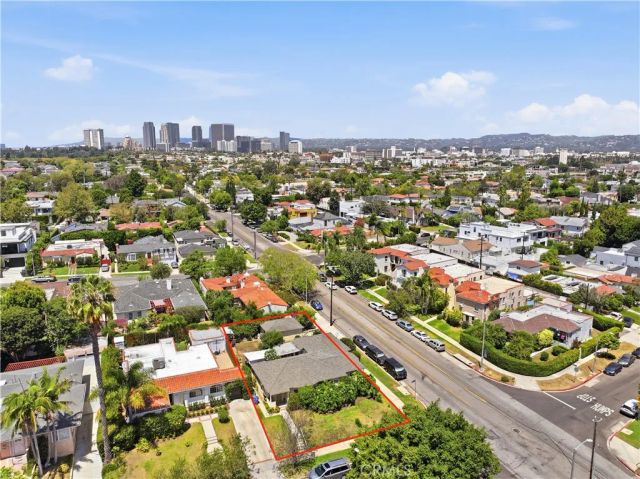9056 Airdrome Street, Los Angeles, CA 90035
