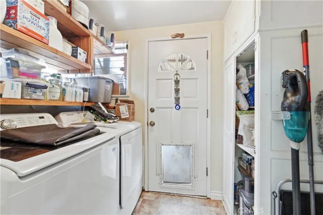 9056 Airdrome Street, Los Angeles, CA 90035