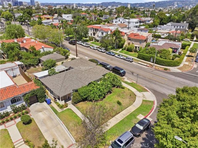 9056 Airdrome Street, Los Angeles, CA 90035