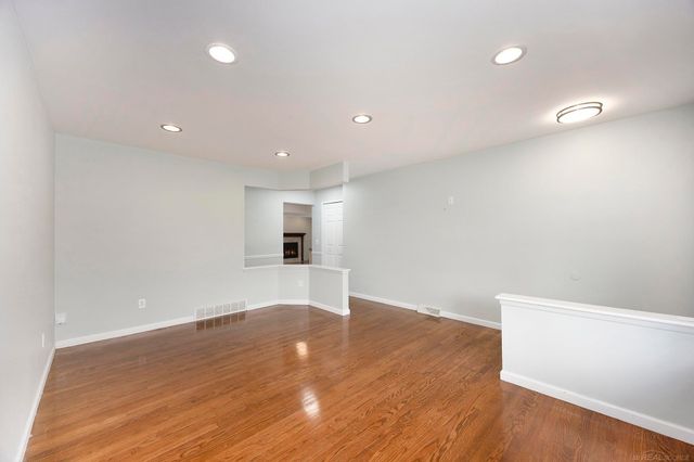 2987 Chesterfield Drive, Troy, MI 48083