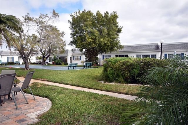 9810 DORADO AVENUE 9810, Bradenton, FL 34210