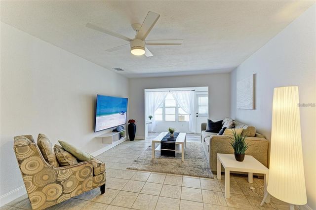 9810 DORADO AVENUE 9810, Bradenton, FL 34210