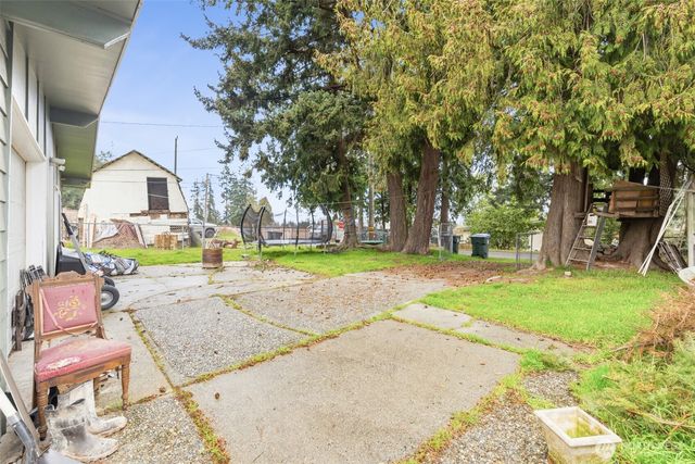 1529 W 13th Street, Port Angeles, WA 98363