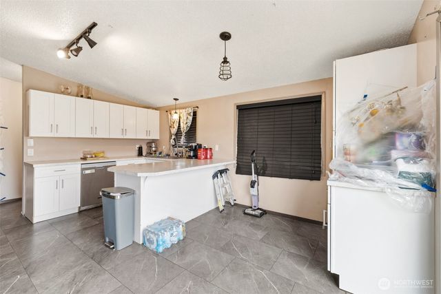 1529 W 13th Street, Port Angeles, WA 98363