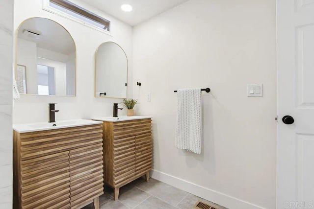 8301 Mission Gorge 274, Santee, CA 92071