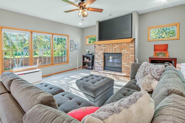 7201 Countrywood Lane, Madison, WI 53719
