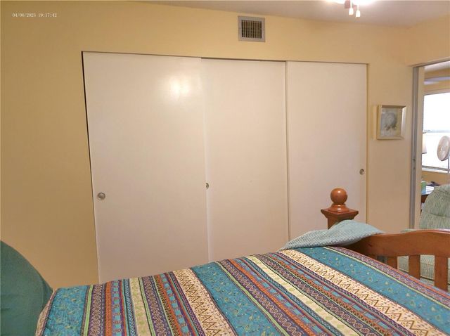 2457 ECUADORIAN WAY 73, Clearwater, FL 33763