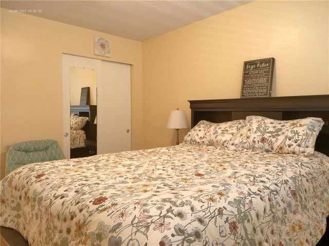 2457 ECUADORIAN WAY 73, Clearwater, FL 33763