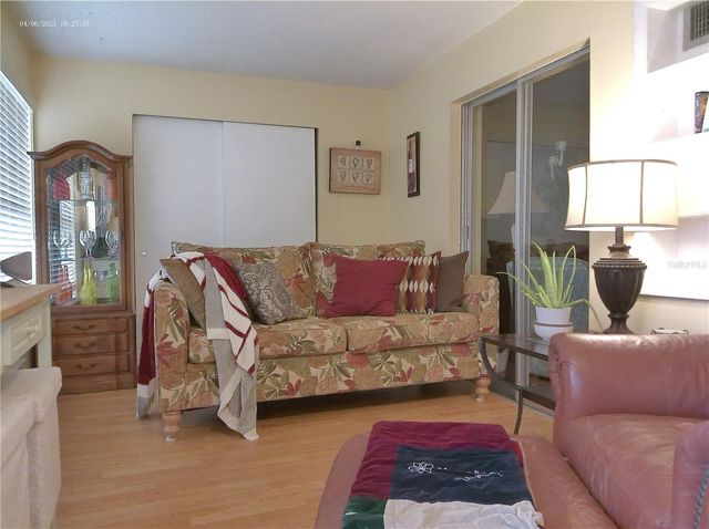 2457 ECUADORIAN WAY 73, Clearwater, FL 33763