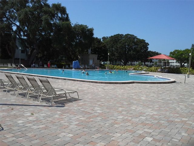 2457 ECUADORIAN WAY 73, Clearwater, FL 33763