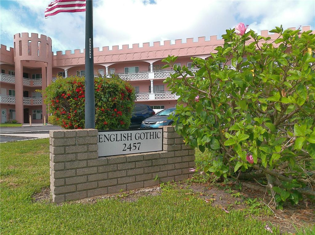 2457 ECUADORIAN WAY 73, Clearwater, FL 33763