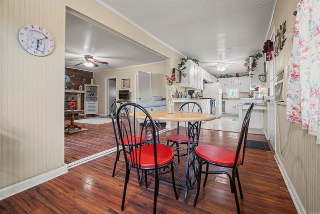 99 Sandtown Road, Morrilton, AR 72110