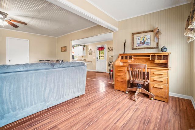 99 Sandtown Road, Morrilton, AR 72110