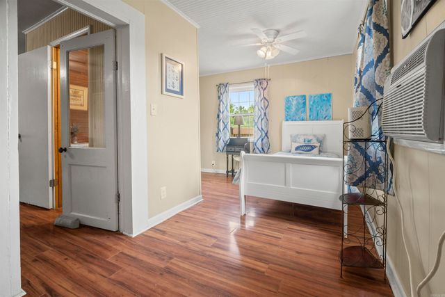 99 Sandtown Road, Morrilton, AR 72110