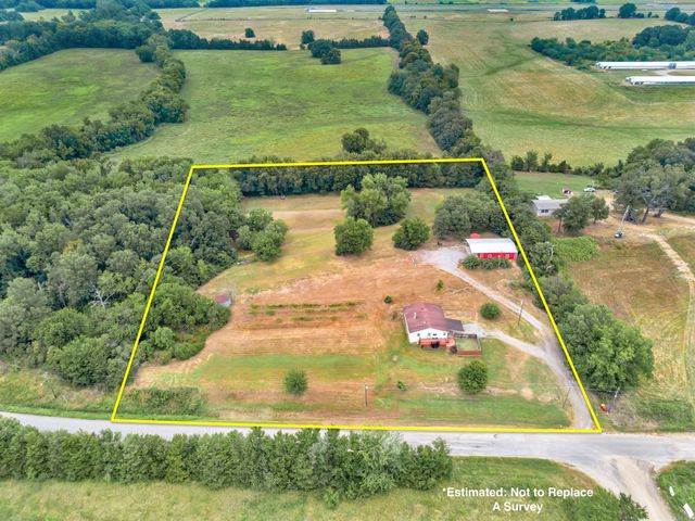 99 Sandtown Road, Morrilton, AR 72110