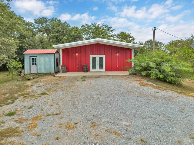 99 Sandtown Road, Morrilton, AR 72110