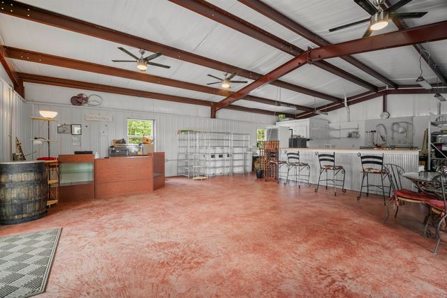 99 Sandtown Road, Morrilton, AR 72110