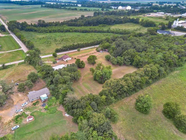 99 Sandtown Road, Morrilton, AR 72110